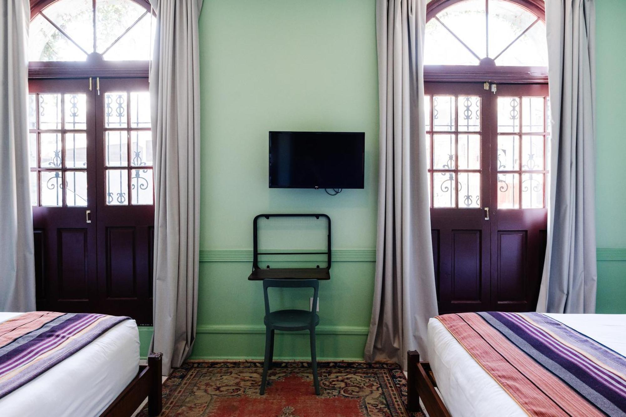 Hotel The Frenchmen New Orleans Exterior foto